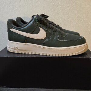 Nike Air Force 1 07 NHBD Lx Sequoia Green-Orewood Brown Sz 11 [DV7186-301]
